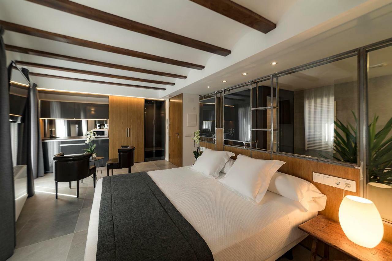 Vinatea Suites Morella Esterno foto